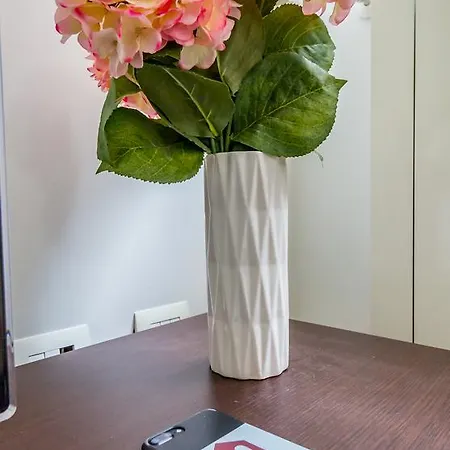 Daire Alessia's Flat- Portello 3 Milano